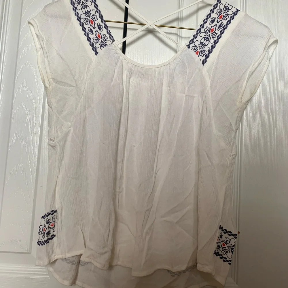 White, Blue, & Red Peasant Top - Picture 2 of 4